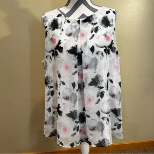 White House Black Market XL flowy floral tank